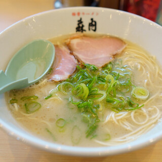 豚骨ラーメン 森内