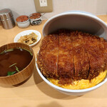 とんかつ 丸七 本店