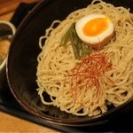 どさん粉 麺や 凡 - 麺サイドから