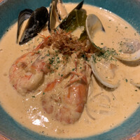 COLONIAL BEACH 横浜ハンマーヘッド - 