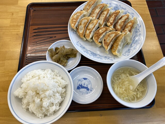 ぎょうざの満洲 花小金井北口店の料理の写真
