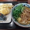 Marugame Seimen - 肉うどん､れんこん天､ごぼう天､さつまいも天､明太おむすび