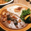 【カレー専門店】円山教授。