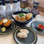 Hama Zushi - 旨だしたこ焼き　220円
                      炙り塩ほたて　165円
                      広島産カキフライ軍艦　165円
                      紅鮭いくらつつみ　165円