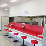 ラーメン二郎 - 店内の様子