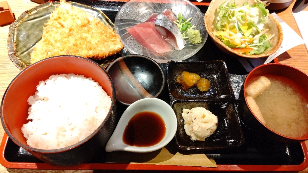 写真 2ページ目 : 味噌と燻製の個室居酒屋 テツジ - 溜池山王/居酒屋