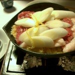 漁菜克献 - ≪２０１２年１２月末≫鴨肉の下のが、米忠のお味噌を使ったものです。