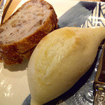 祇園おくむら - クルミパンとガーリックパン