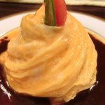 紅亭 - ドレス・ド・オムライス<夜限定10食>　2000円