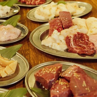 We carefully prepare our meat from scratch using super fresh hormones caught in the morning.