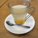 カフェ ド ゴマルゴ - 冬にうれしい柚子茶。