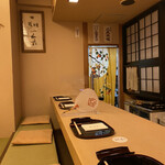 山玄茶 - アットホームなカウンター席。