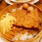 ファンズ 円山 - 魯肉飯（ルーローハン）