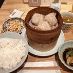 食堂サムシン - 鶏しゅうまい定食（ご飯大盛）