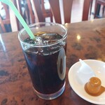 龍華楼 - セットメニューのアイスコーヒー