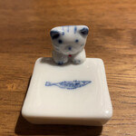 Kateiteki Ryouri Izakaya Shirotokuro - 猫の箸置きが可愛い