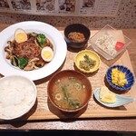 まるも食堂 - 