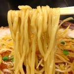 味噌屋 雷門 - 辛味噌ねぎチャーシューメン麺大盛：麺