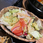 飛騨牛焼肉・韓国料理 丸明 - サラダ