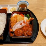 芳味亭 - 「洋食弁当」/「カキフライ（2貫）」