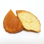 パティスリー・パリセヴェイユ - マドレーヌ（カット）