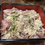 創作麺工房 鳴龍 - チャーシューご飯（わさびﾏﾖﾖﾈｰｽﾞｿｰｽ）　400円