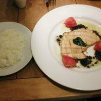 Osteria UVA RARA 横浜 - ランチのメカジキのアンチョビソース