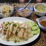 パカーラン  - アジア風鶏飯