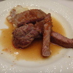 ホテルオークラ神戸 - 牛ステーキとポテトグラタン（１人分）