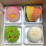 豊島屋 - 4種類の上生菓子