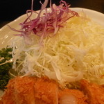 もち豚とんかつ たいよう - 千切りキャベツはこんな感じ