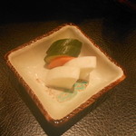 もち豚とんかつ たいよう - お新香はこんな感じ