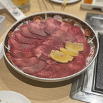 手もみたれ焼肉 肉匠あたご - 