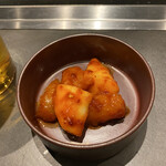 北海道焼肉 北うし - ボタン海老と梨のキムチ