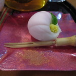 Yamacho Udiya - 季節の和菓子は大野屋の「山茶花」