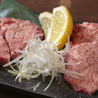 Enjoy the "3 types of tongue" and the "Wagyu skirt steak" which is sure to sell out.