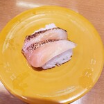 スシロー - 焼とろサーモン　110円
