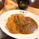 松阪牛筋的炸猪排咖喱