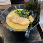 横浜家系ラーメン　翔家 - 