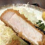 とんかつ 鉄 - 平日昼限定のロースかつ定食