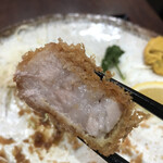 とんかつ 鉄 - 平日昼限定のロースかつ定食