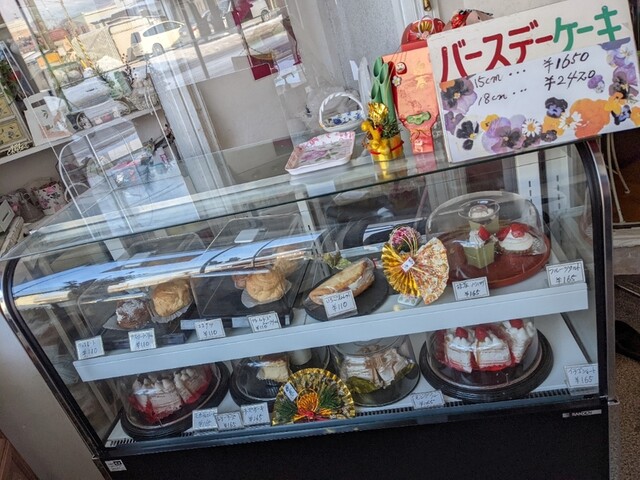 たんぽぽパン＆ケーキ - 七重浜（ケーキ）の写真