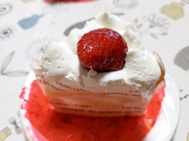 たんぽぽパン＆ケーキ - 七重浜（ケーキ）の写真