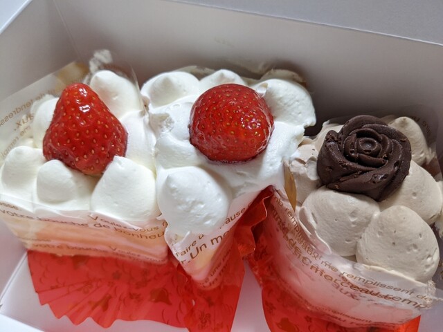 たんぽぽパン＆ケーキ - 七重浜（ケーキ）の写真