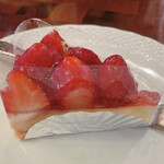 星乃珈琲店 - いちごのレアチーズケーキ