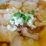 松食堂 - チャーシュー麺