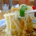 松食堂 - ネギとメンマの食感がナイス