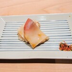 匠 進吾 - 炙った北寄貝、七味