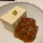 みやまえ - 前菜のチーズ豆腐に塩辛