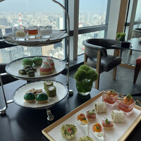 ザ タヴァン グリル＆ラウンジ - 